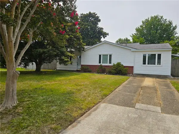 4721 Lonewillow Lane, Virginia Beach, VA 23455