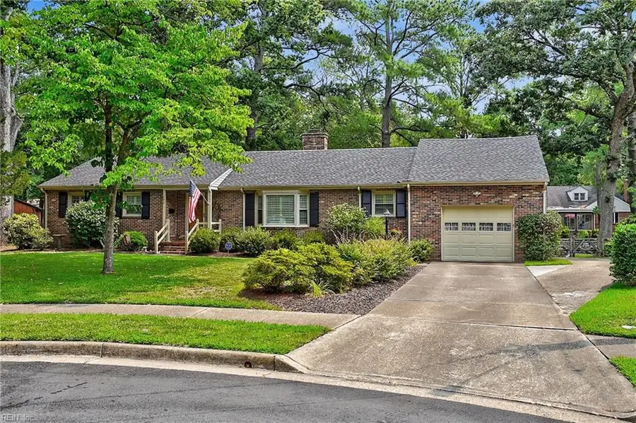 242 Lucian Court, Norfolk, VA 23502 - #2