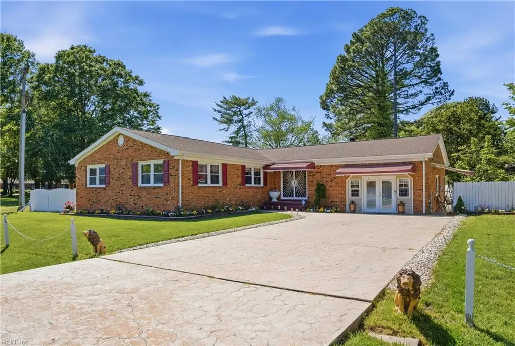 229 Newtown Road S, Norfolk, VA 23502 - #1