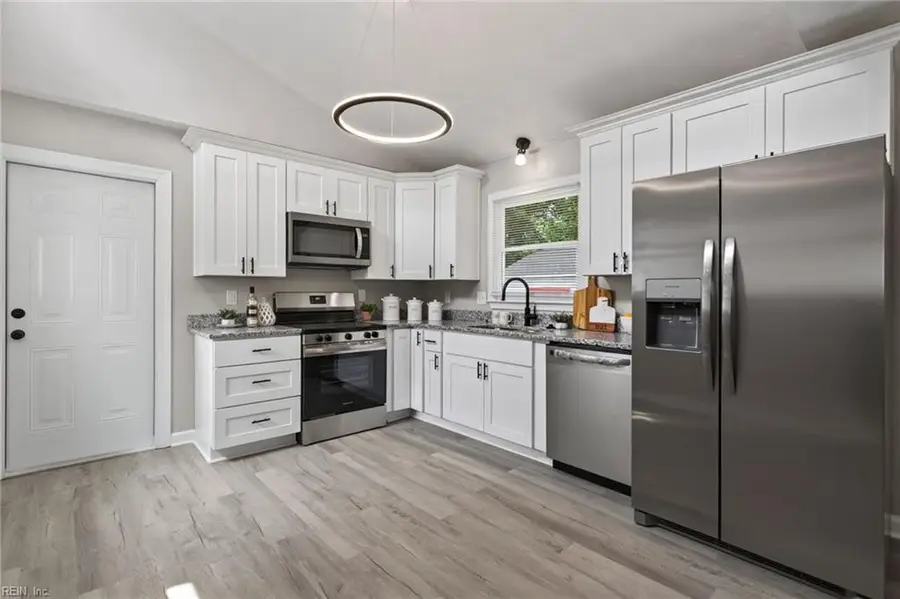 212 Woodbury Forrest Drive, Hampton, VA 23666 - #2