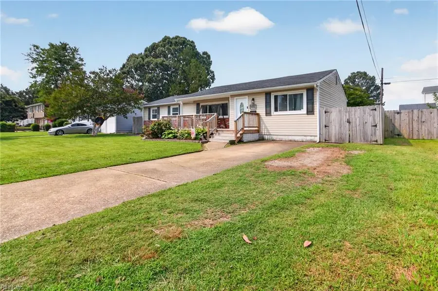 905 Kings Arms Drive, Virginia Beach, VA 23452 - #2