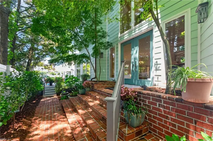 419 48th Street, Virginia Beach, VA 23451 - #3