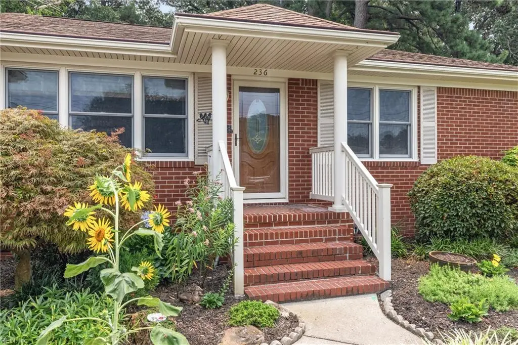 236 E Mcginnis Circle, Norfolk, VA 23502 - #1