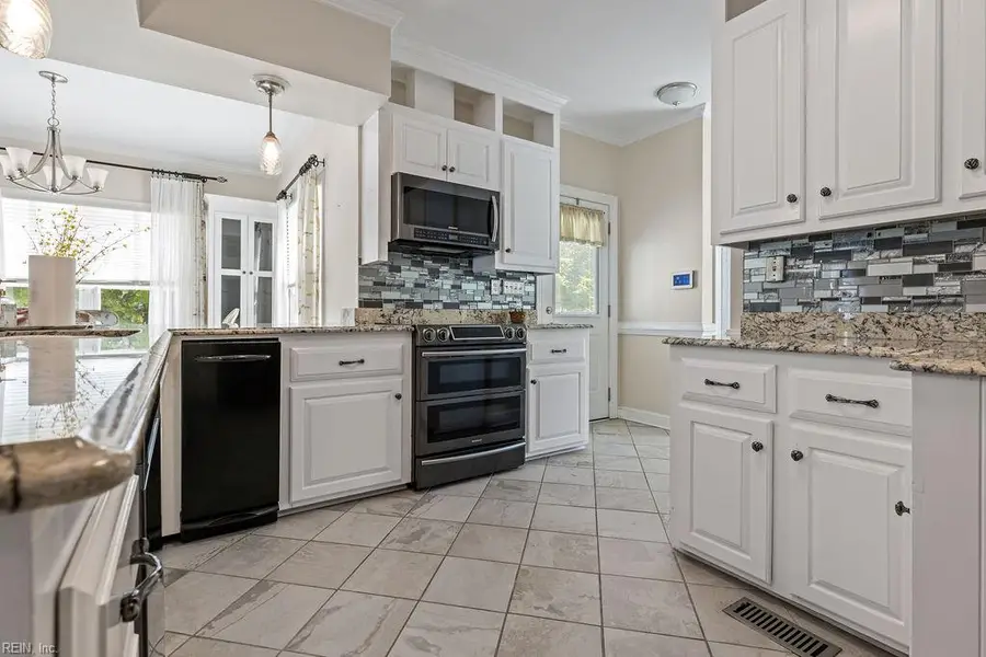 100 Crescent Drive, Franklin, VA 23851 - #2