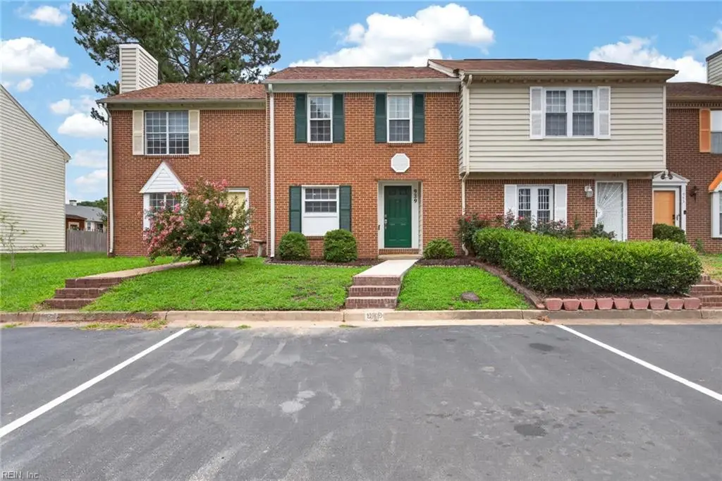 939 Still Harbor Circle, Chesapeake, VA 23320 - #1