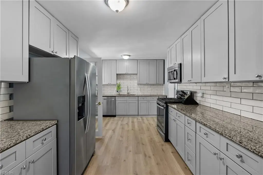 48 Cornwall Terrace, Hampton, VA 23666 - #1