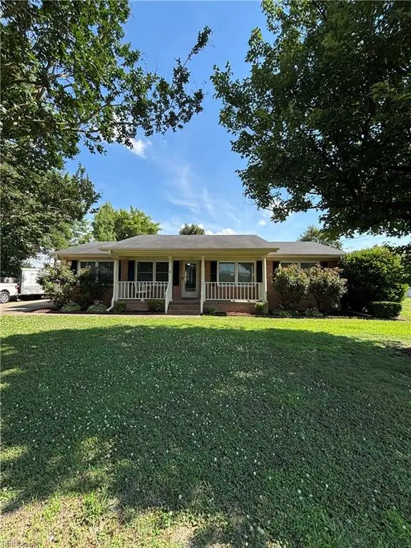 17 Randolph Drive, Windsor, VA 23487