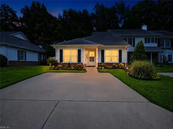 117 Three Notched Rd, Yorktown, VA 23692