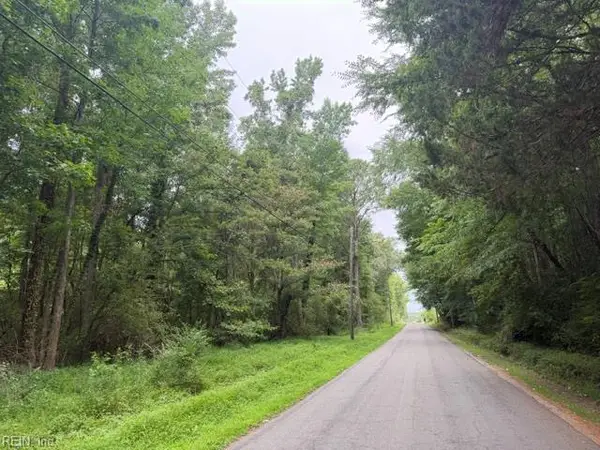 LOTS Railroad Avenue, Wakefield, VA 23888