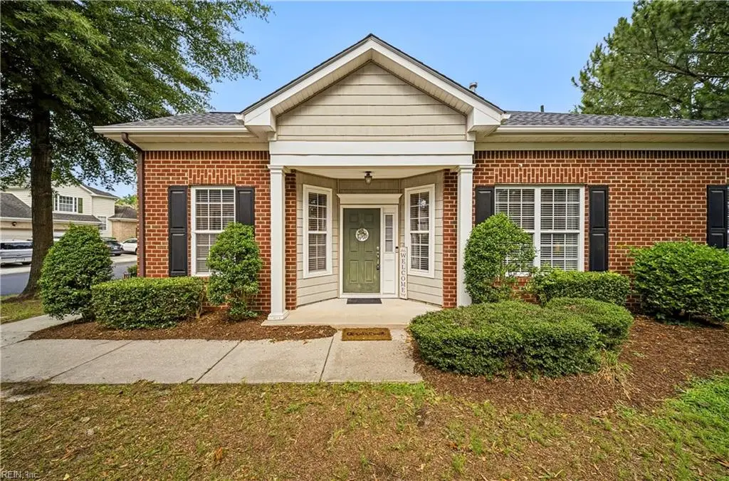 1472 Otterbourne Circle, Chesapeake, VA 23320 - #1