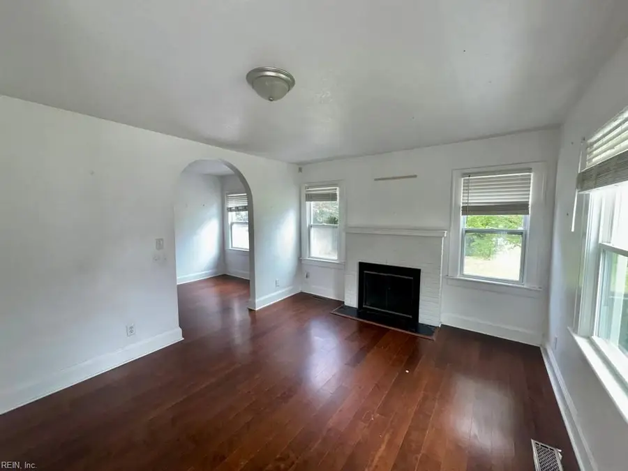 2122 Parker Avenue, Portsmouth, VA 23704 - #3