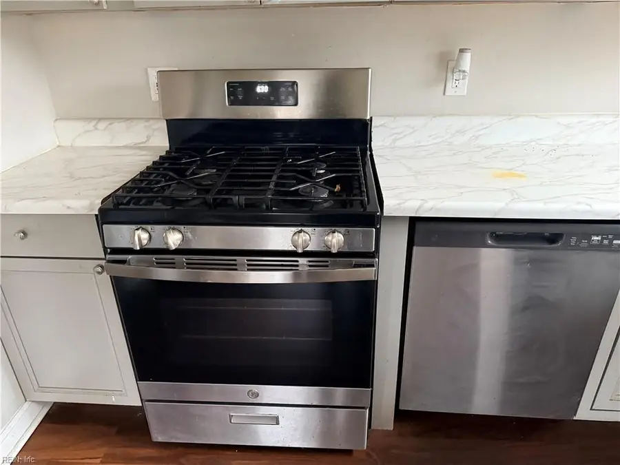 720 19th Street, Newport News, VA 23607 - #2