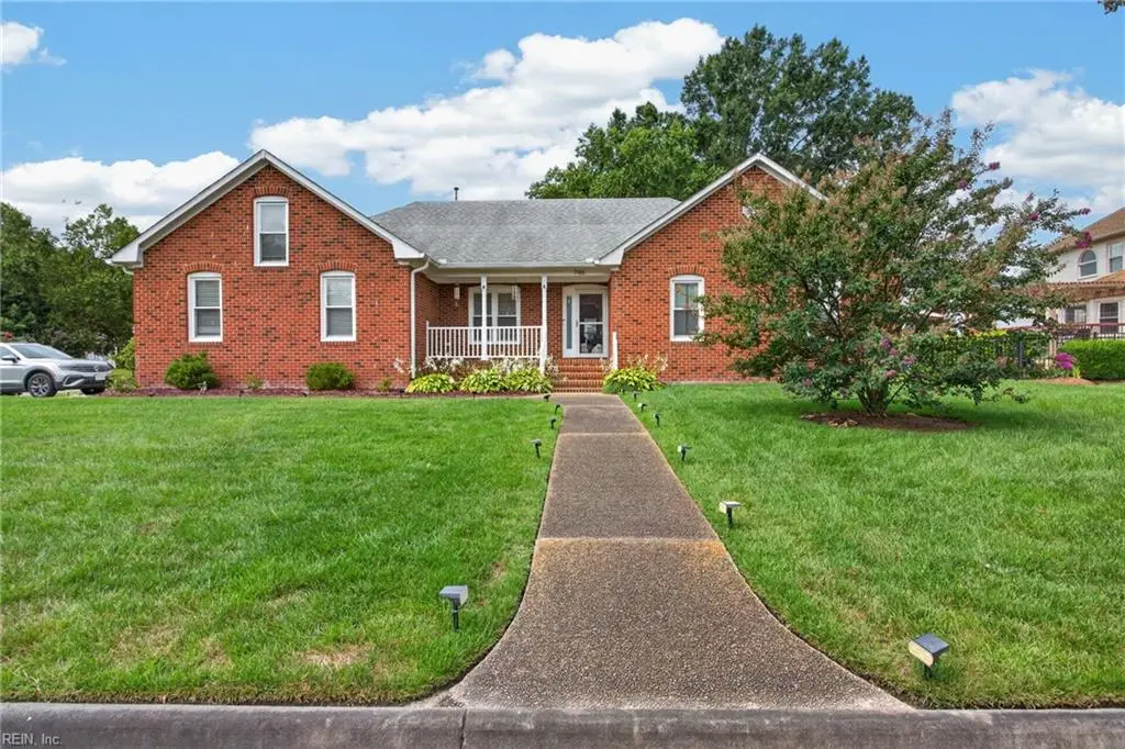 746 Yorkshire Trail, Chesapeake, VA 23322 - #1