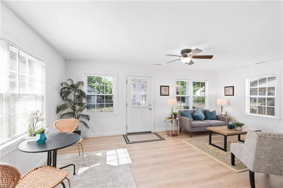 845 W 50th Street, Norfolk, VA 23508 - #3