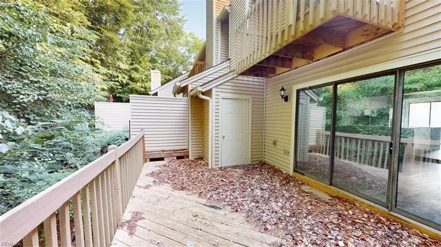 211 Bridgewater Drive, Newport News, VA 23603 - #2