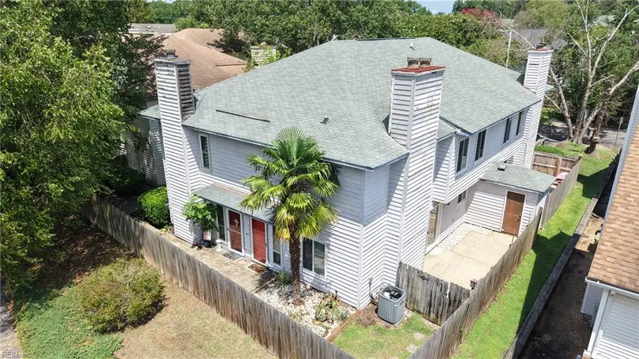 953 B Street, Virginia Beach, VA 23451 - #2