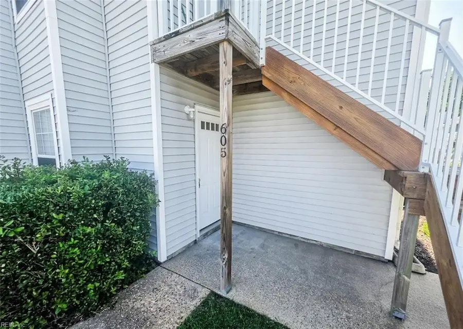 605 Flagstaff Court, Virginia Beach, VA 23462 - #2