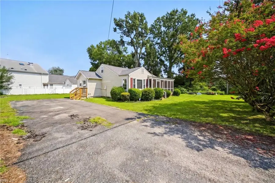 220 Wellman Street, Norfolk, VA 23502 - #2