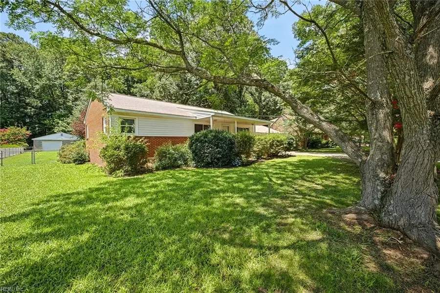 116 Greenland Drive, Yorktown, VA 23693 - #2