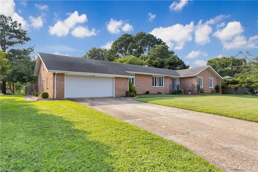 2860 Greenview Road, Chesapeake, VA 23321 - #3