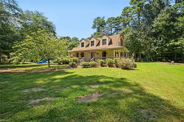 7743 Waters Edge Lane, Gloucester Point, VA 23062