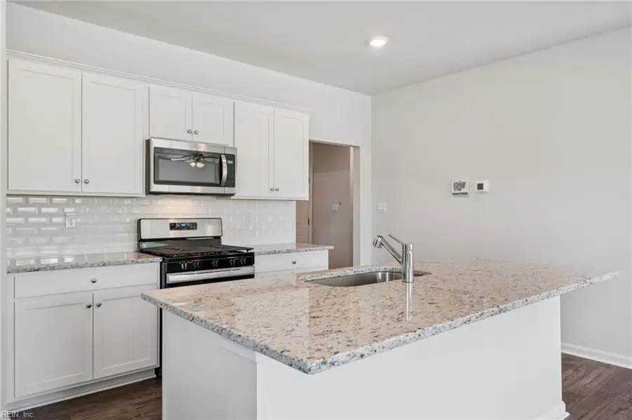 211 Wisconsin Avenue, Williamsburg, VA 23188 - #2