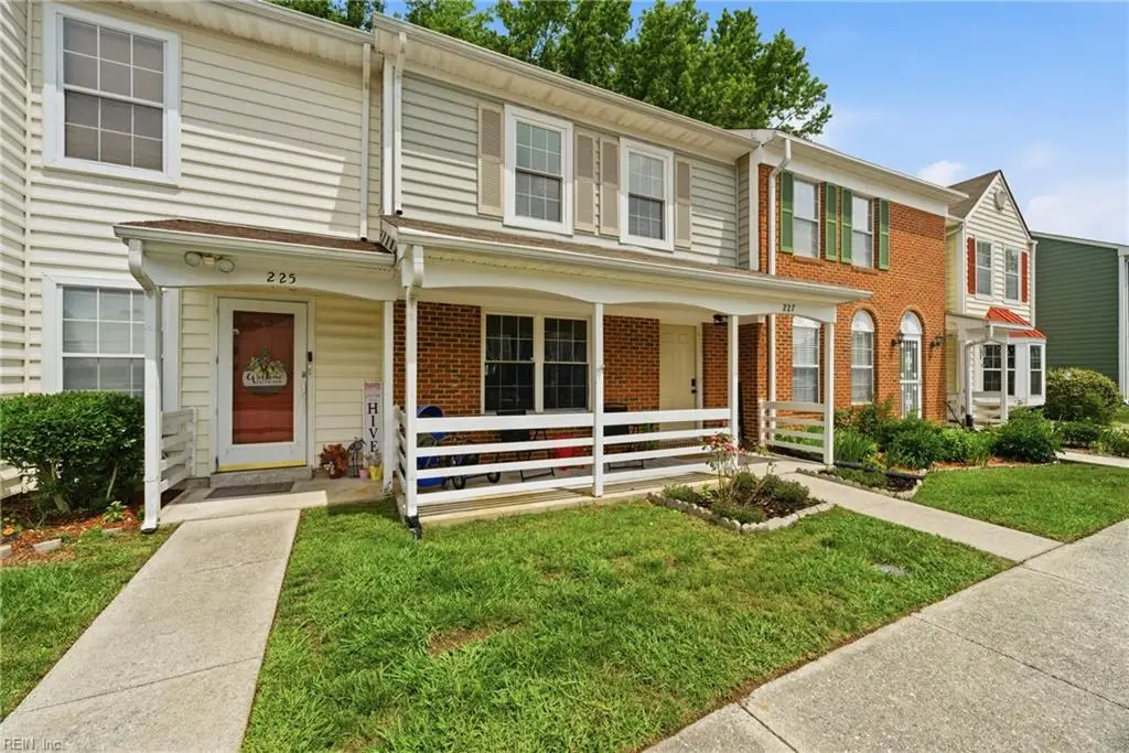 227 Whitewater Dr, Newport News, VA 23608 - #1