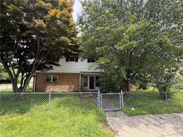648 Hemlock Avenue, Hampton, VA 23661