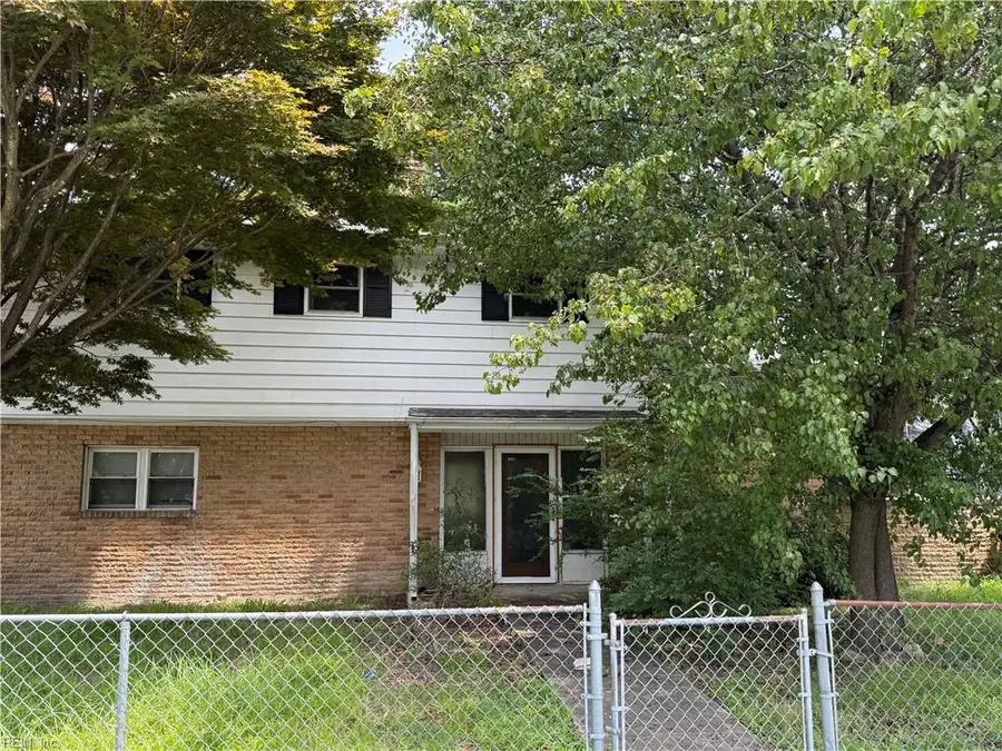 648 Hemlock Avenue, Hampton, VA 23661 - #2