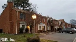1218 Cedar Mill Square, Chesapeake, VA 23320