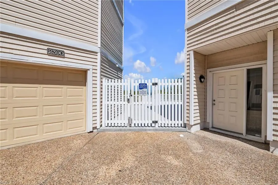 2348 Bays Edge Avenue, Virginia Beach, VA 23451 - #2