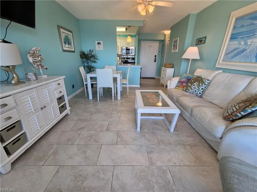 303 Atlantic Avenue #804, Virginia Beach, VA 23451 - #2