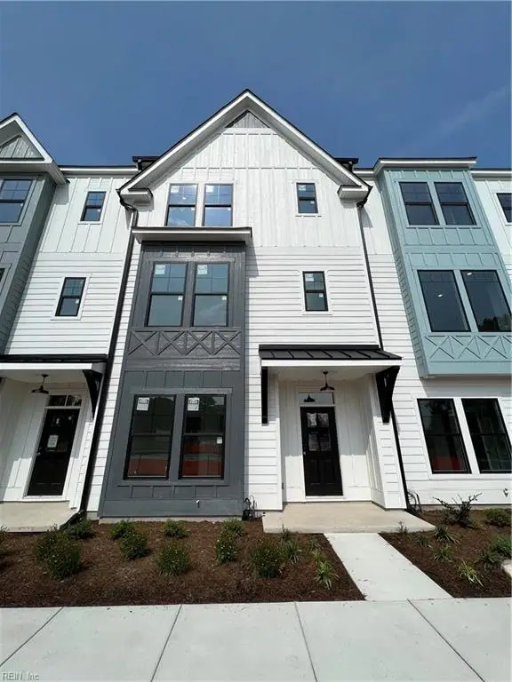 903 Bernard Lane, Chesapeake, VA 23322 - #1