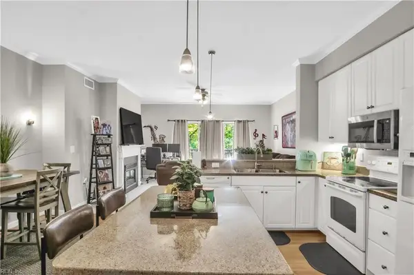 230 Nat Turner Boulevard #2001, Newport News, VA 23606