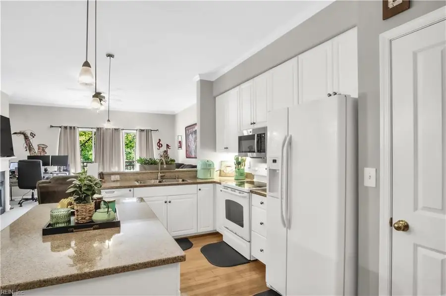 230 Nat Turner Boulevard #2001, Newport News, VA 23606 - #3