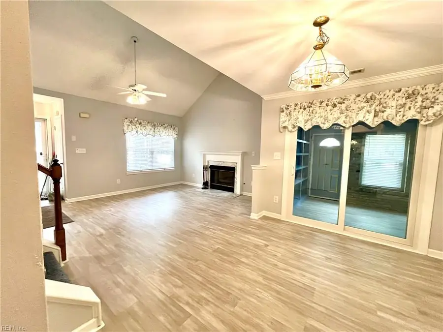 902 Shoreline Point, Newport News, VA 23602 - #2