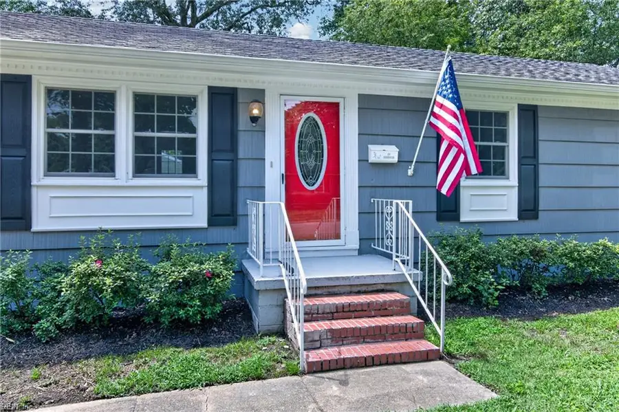 203 Robinson Drive, Newport News, VA 23601 - #3