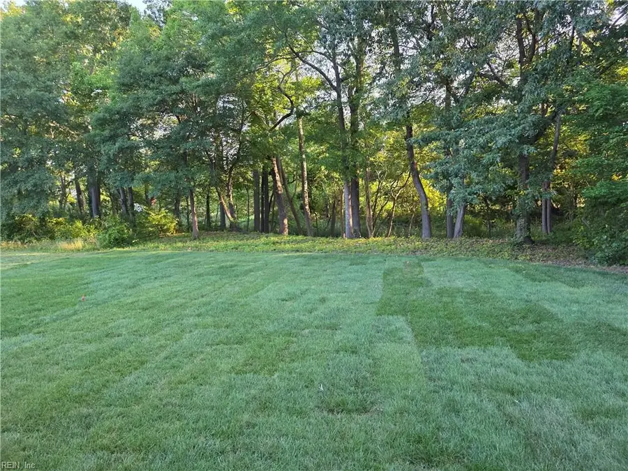 3909 Bruce Road, Chesapeake, VA 23321 - #3