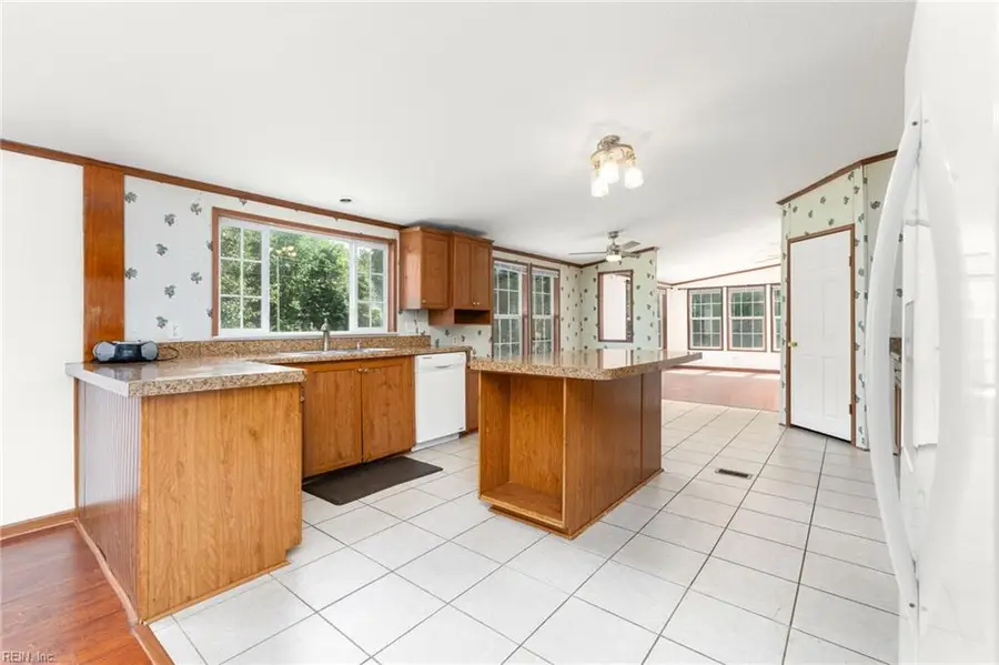 1120 Spring Church Road, Skippers, VA 23879 - #3