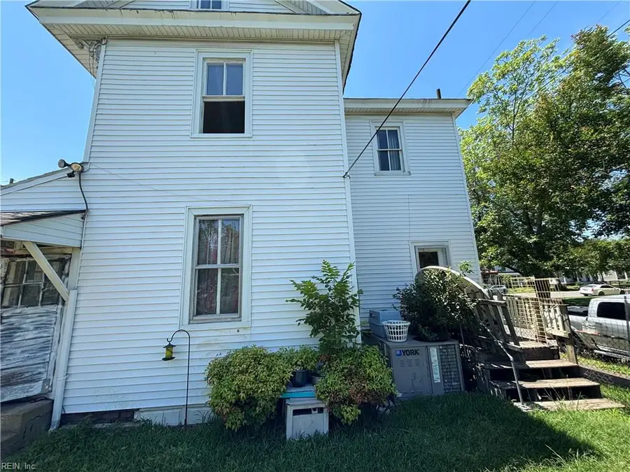 601 Mt Vernon Avenue, Portsmouth, VA 23707 - #2