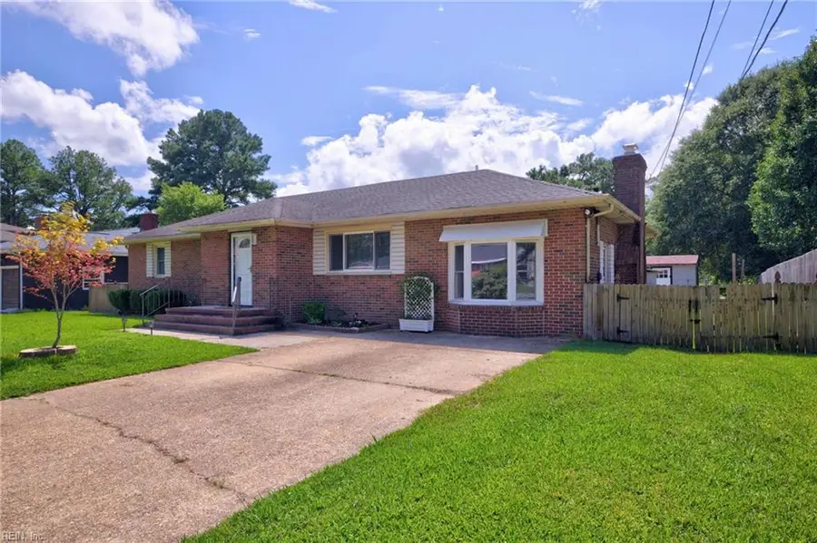 216 Shore Side Road, Chesapeake, VA 23320 - #2