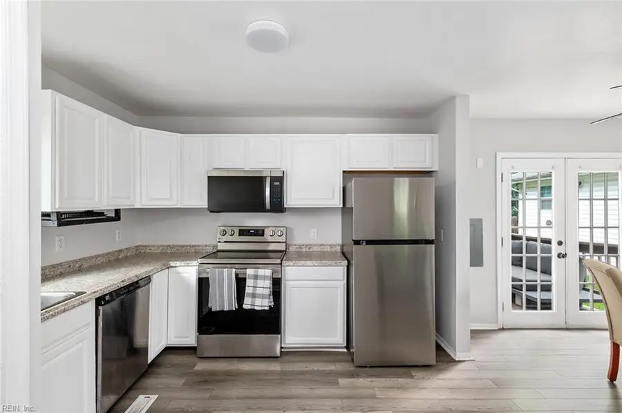 29 Ireland Street, Hampton, VA 23663 - #2