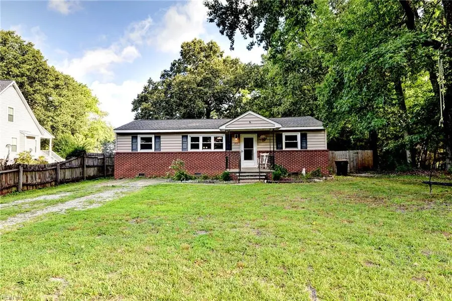 203 Old Seaford Road, Seaford, VA 23696 - #2