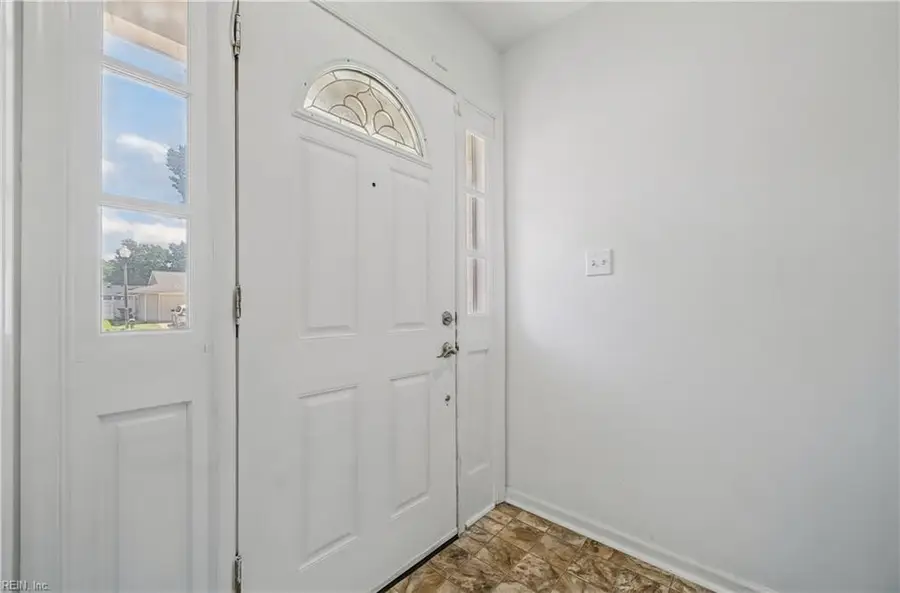 719 Mac Neil Drive, Newport News, VA 23602 - #3