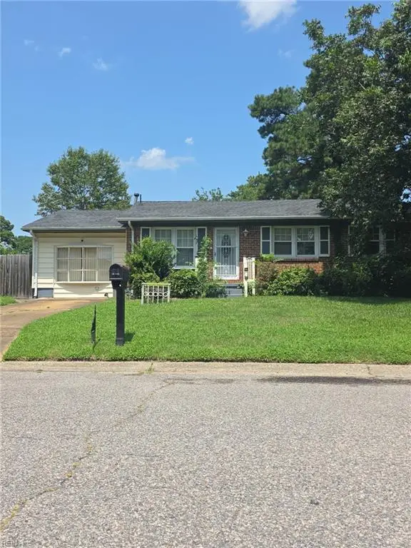 1102 E Jamal Lane, Portsmouth, VA 23701 - #1