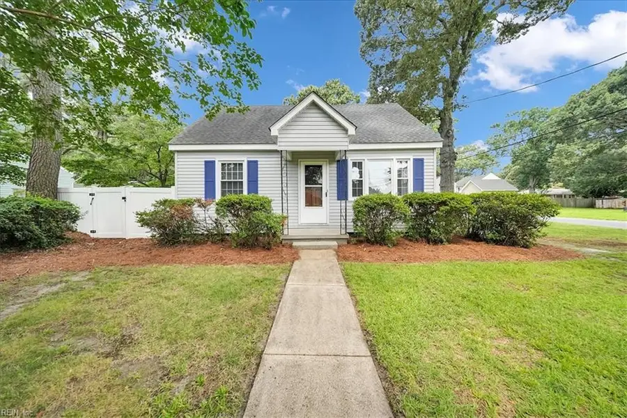 1601 Lilac Avenue, Chesapeake, VA 23325 - #2