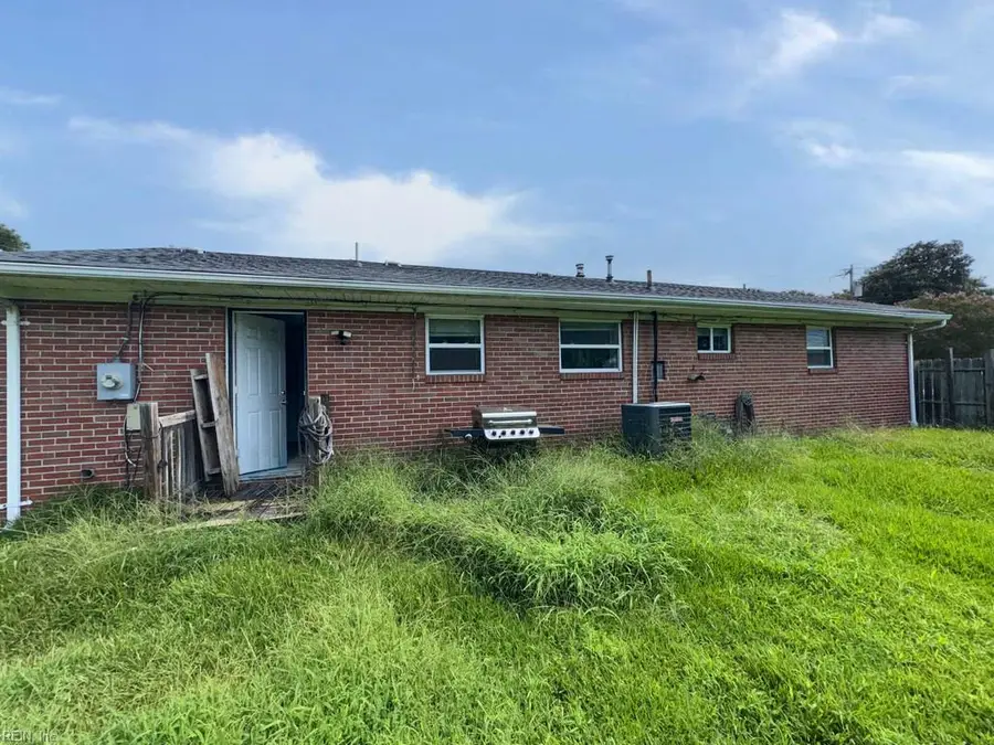 4100 Neptune Court, Chesapeake, VA 23325 - #2