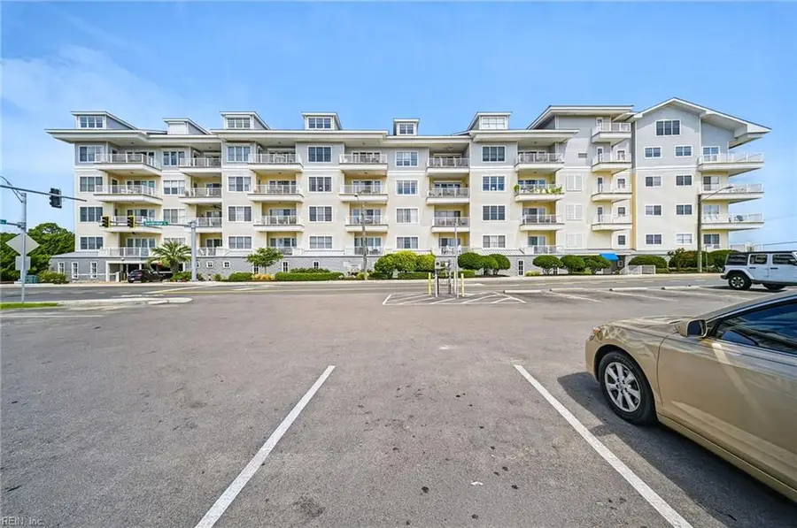 204 Sandbridge Road #302, Virginia Beach, VA 23456 - #3