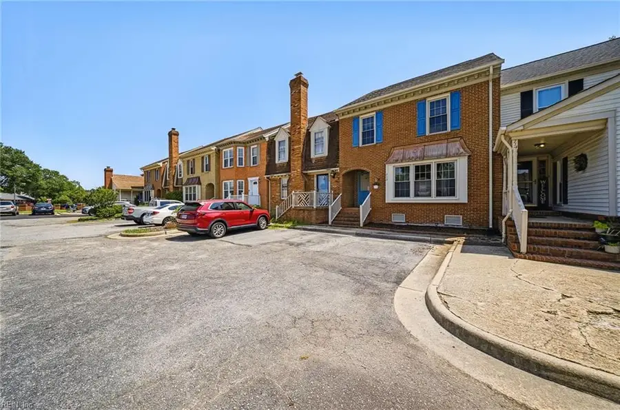 712 Lord Dunmore Drive, Virginia Beach, VA 23464 - #2