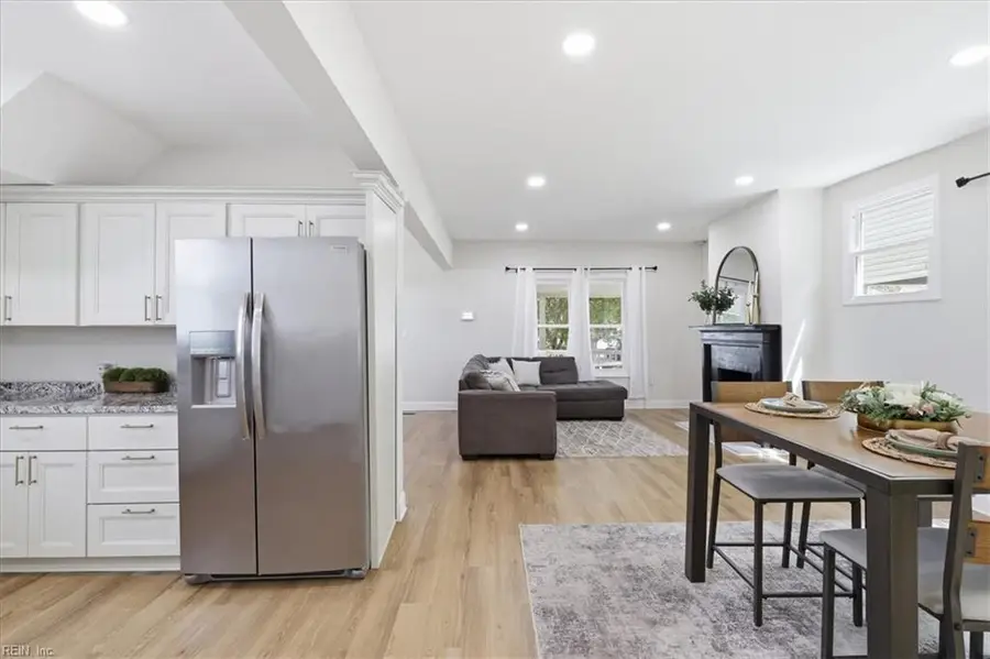 733 W 35th Street, Norfolk, VA 23508 - #3